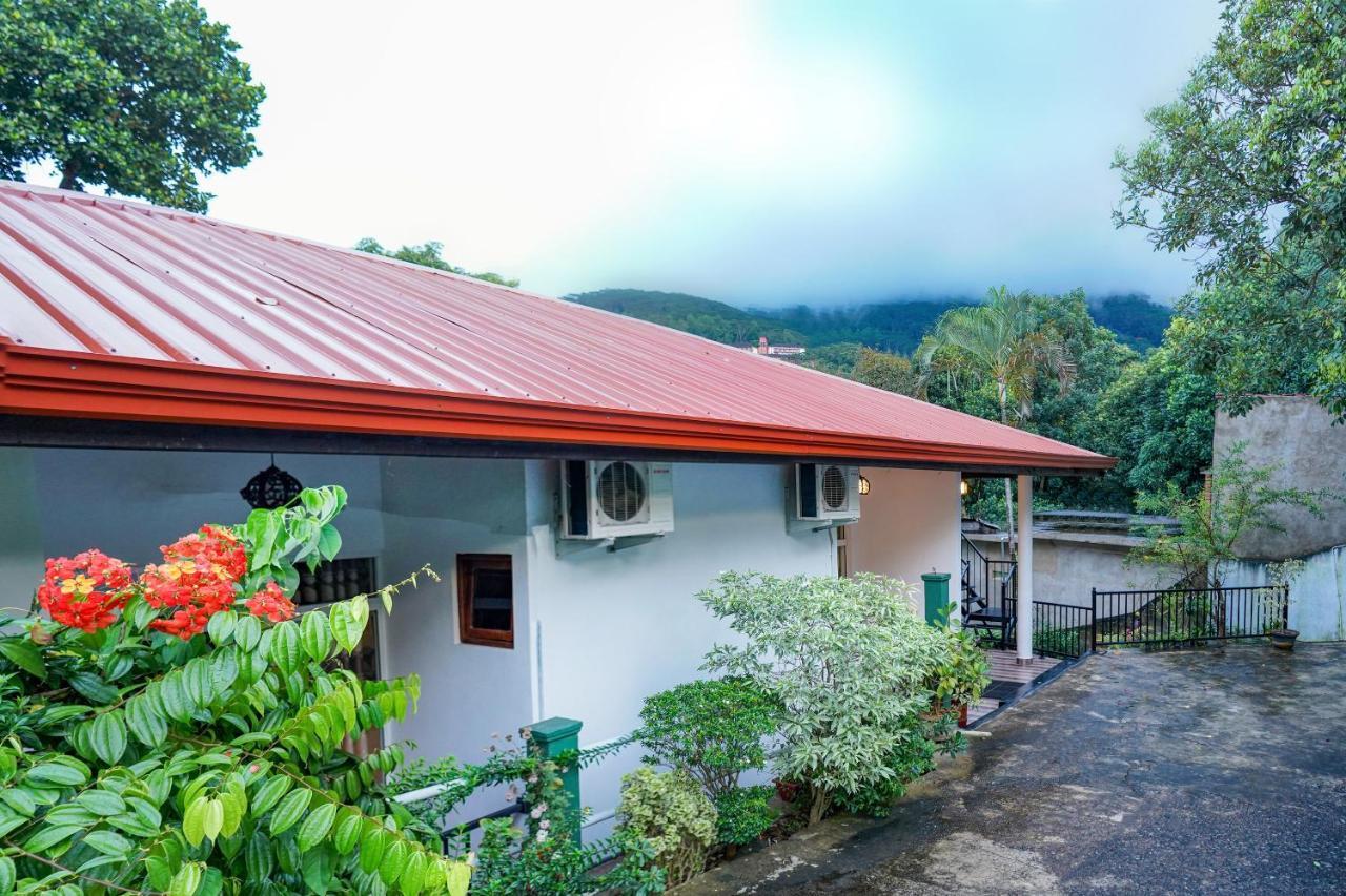 Oyo 438 Sarala Residence Hotel Kandy Eksteriør billede